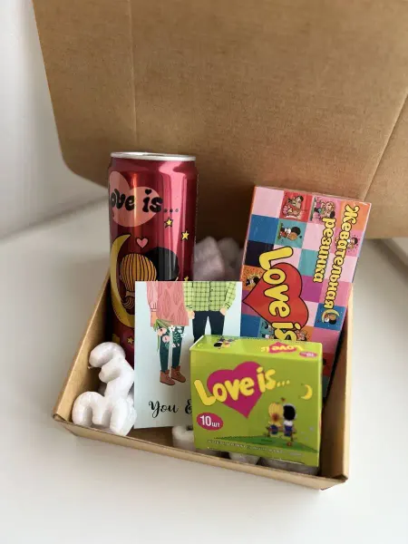 Love Is Подарочный бокс для влюбленных
