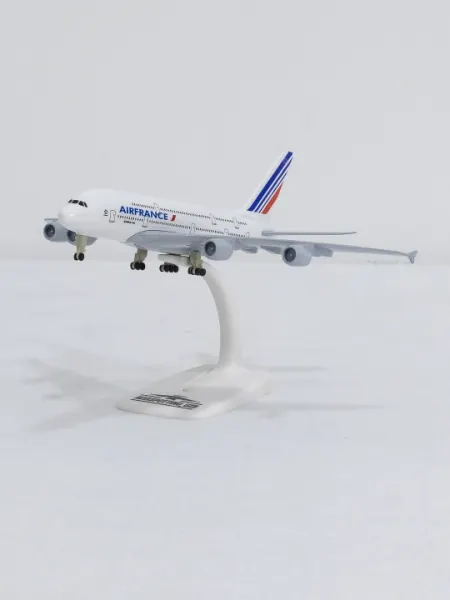 Модель самолёта Airbus A380, Air France, 20 см, шасси, металл + пластик
