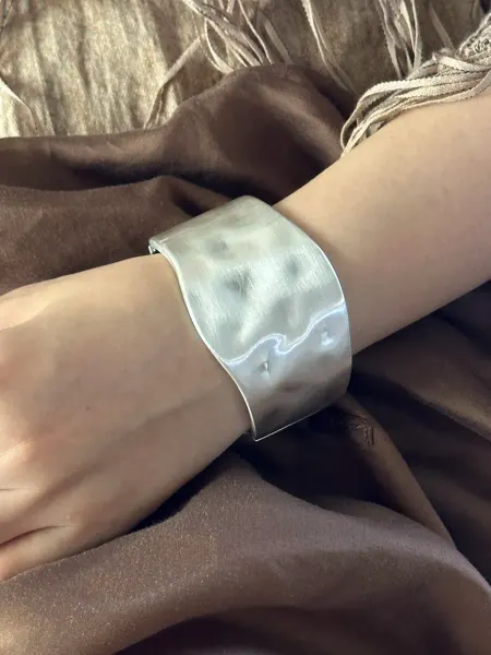 WeModa Широкий браслет на руку бижутерия