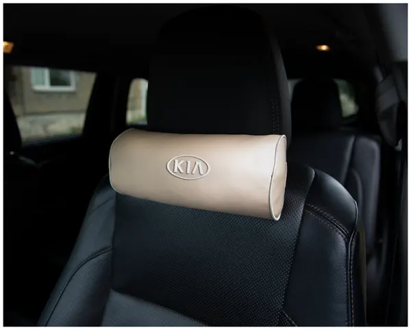 Автомобильная подушка-валик на подголовник экокожа Beige c вышивкой KIA