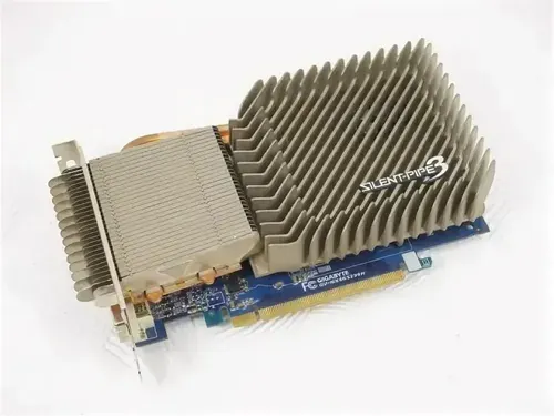 Gigabyte Видеокарта GeForce 8600 GT GTS8600 GV-NX86S256H 256 МБ (GV-NX86S256H)