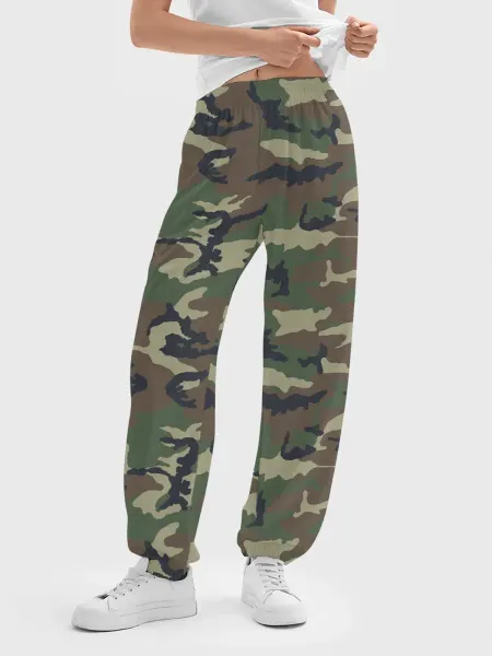 VseMayki Спортивные брюки с принтом камуфляж - camouflage