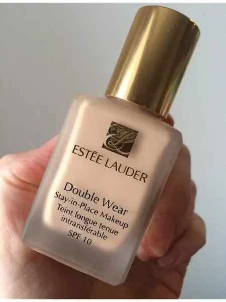 Тональная основа Estee Lauder, SPF10, 20 тон, матирующая, с дозатором, бежевая, 30 мл