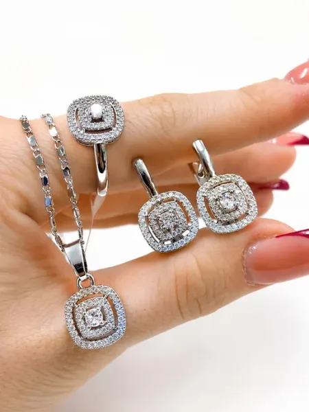 DIAMOND COLLECTION Комплект бижутерии Квадрат с фианитами серебристый