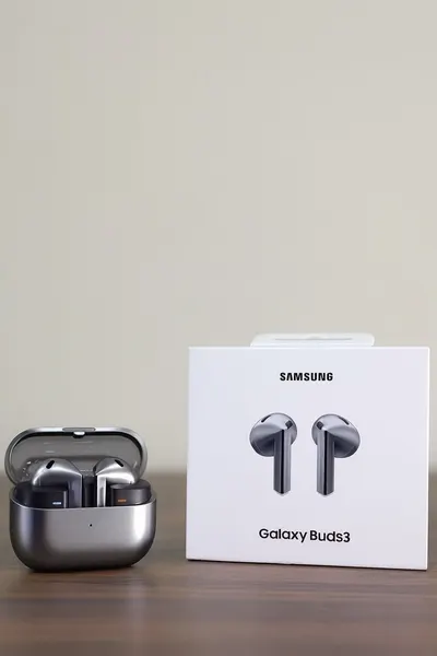 Беспроводные наушники Buds Pro 3 silver, шумоподавление, Bluetooth 5.3, время работы до 30 часов