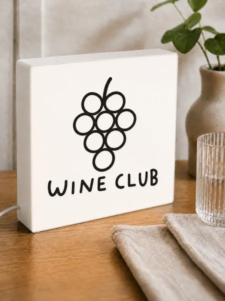 Дом неона "Wine Club" декоративный светильник