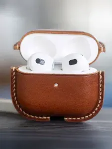 Чехол для AirPods 3 из натуральной кожи Коньячный