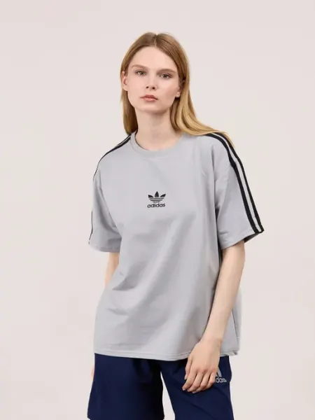 Adidas Спортивная футболка Адидас оверсайз