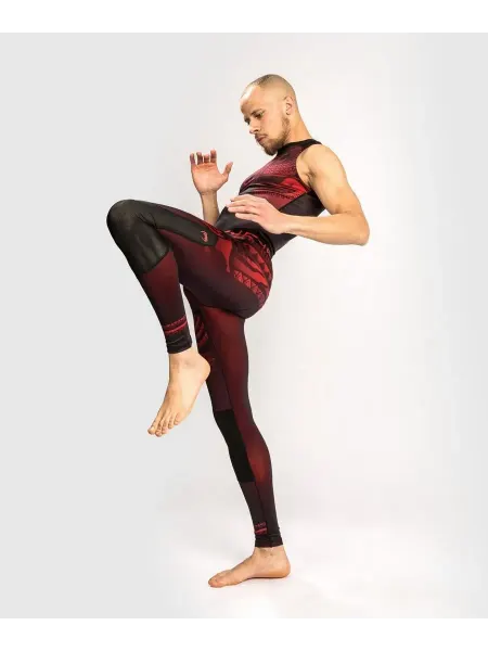 Venum Компрессионные штаны тайтсы мужские Nakahi - Black Red