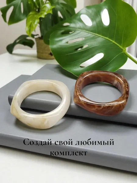 Amazing chest Браслет большой женский тренд крупный из акрила пластика