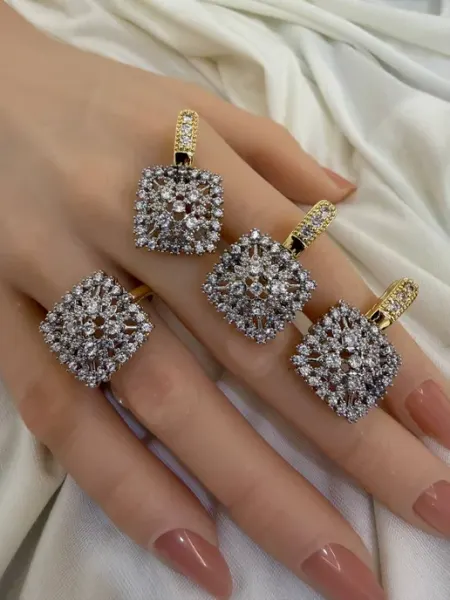 XUPING BIJOU Комплект серьги и кольцо с фианитами