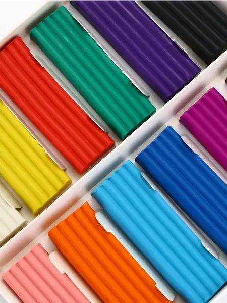 Многоцветный пластилин для творчества