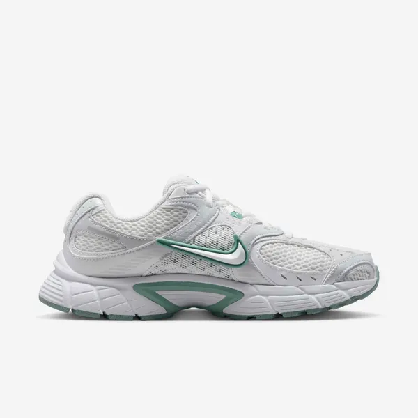NIKEКроссовки V5 RNR