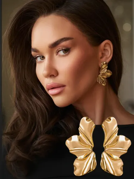 Beauty in details Серьги бижутерия крупные лепестки