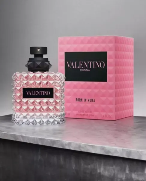 Женские духи Valentino BORN IN ROMA DONNA 100мл ноты мандарина, бергамота, жасмина, розы, пачули, амбры и мускуса