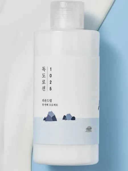 Легкий интенсивно увлажняющий лосьон, без липкости Round Lab 1025 Dokdo Lotion, 200 мл