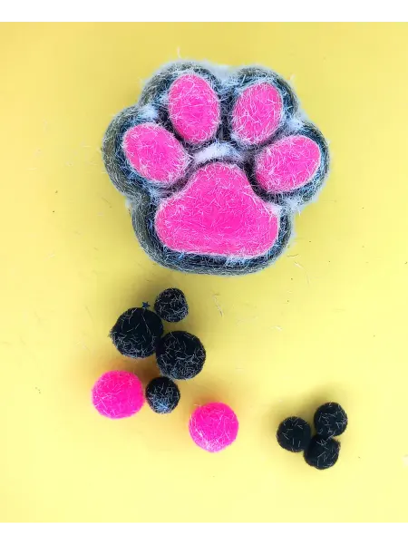 Игрушка Сквиш Антистресс Кошачья лапка черно-малиновая