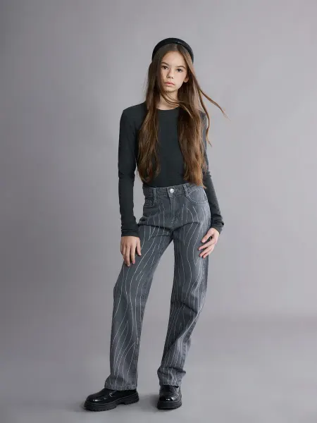 LC Waikiki Джинсы straight fit для девочки со стразами