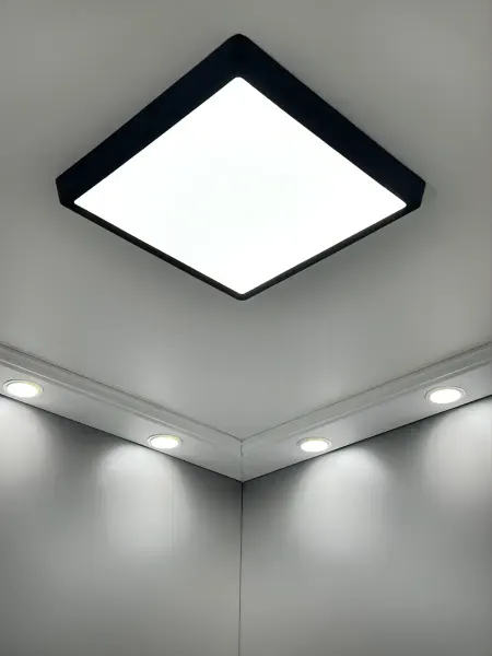 LEDCITY Светильник светодиодный настенно-потолочный квадратный18W