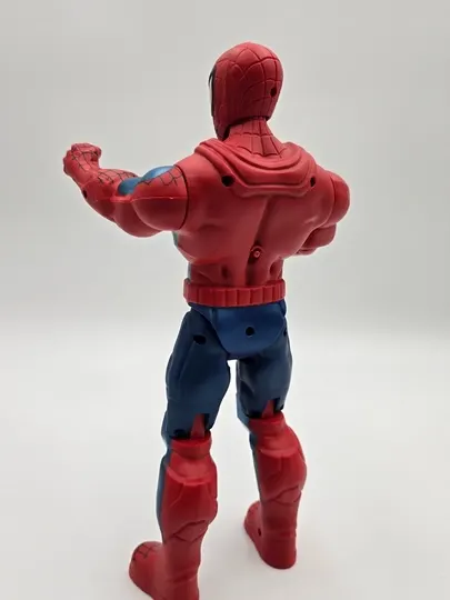 Фигурка Spiderman – игрушка Человек-паук с подсветкой для детей