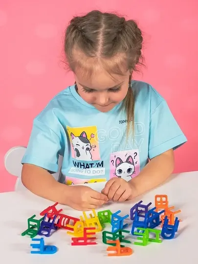 Развивающая Настольная игра Стульчики На 4 ногах 18шт