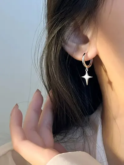 Серьги женские “Silver Star” — серебристый блеск звёзд