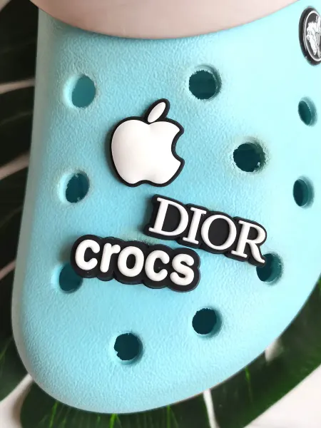 Fun_Jibz Джибитсы для Crocs белые женские яблоко надписи бренды