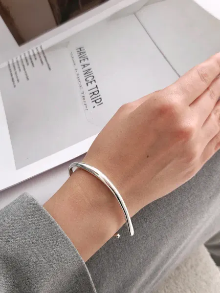 Jewelry choys Браслет на руку жесткий