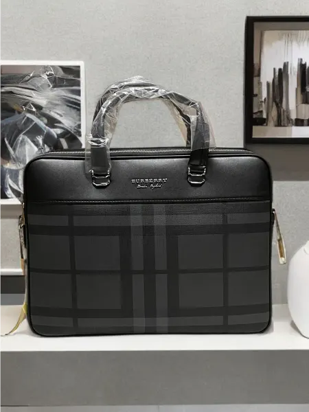 Портфель сумка burberry деловая для ноутбука документов А4