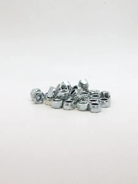 1000 Каталог Гайка с нейлоновым кольцом М8 5500 шт