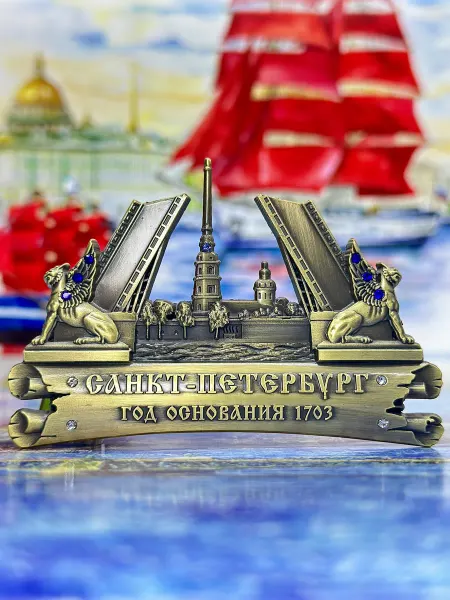 Bjorn Магнит,сувенир "Санкт-Петербург, Питер"