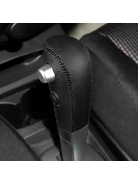 NNNB Чехол на ручку КПП Nissan Tiida (2005-2009)