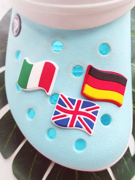 Fun_Jibz Джибитсы флаги Германии Франции Италии на Crocs