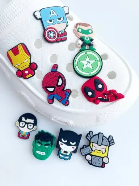 Джибитсы JibbStore Джибитсы на crocs супергерои, Jibbitz набор Marvel