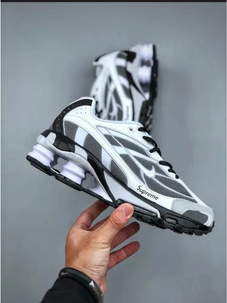 Nike Кроссовки спортивные