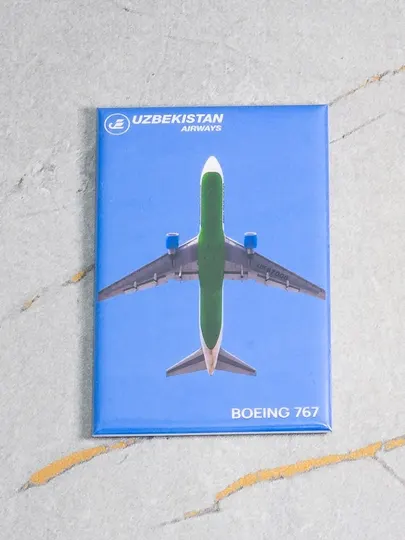 Фото магнит (авиасувенир), фото самолёта Boeing 767 Uzbekistan Airways, размер 8 x 5 см