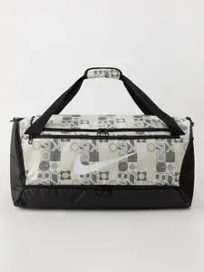 Nike Сумка спортивная NK BRSLA M DUFF - 9.5 AOP SP26