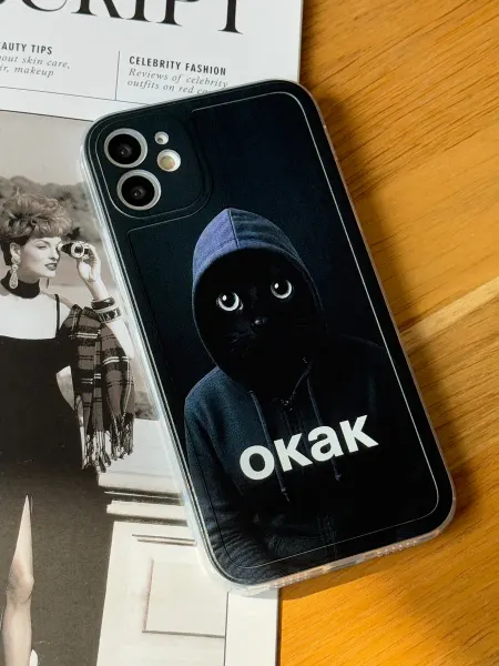 CaseLove Чехол на iPhone 12 черный кот ОКАК