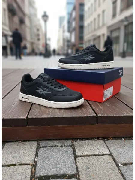 Reebok кроссовки новинка