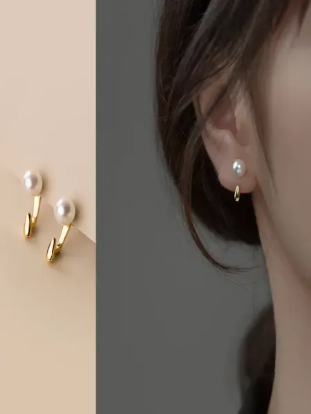 Beauty in details Серьги пусеты гвоздики с искусственным жемчугом
