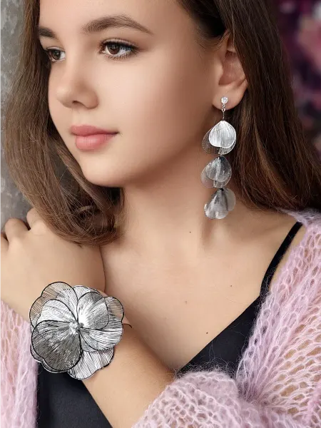Серьги бижутерия