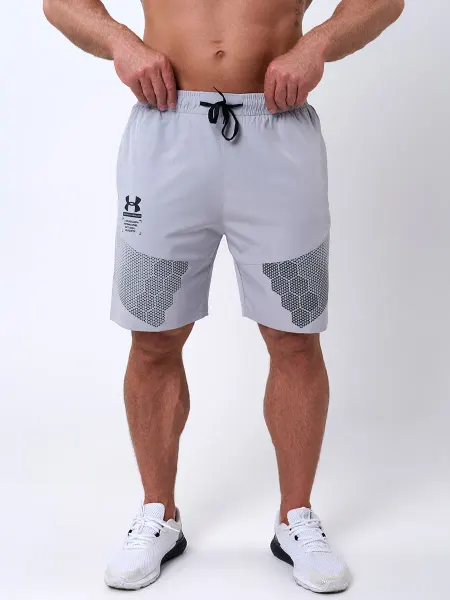 Under Armour Шорты спортивные с принтом